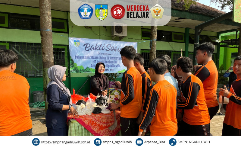 Bakti Sosial dalam Rangka Perpisahan Kelas IX SMPN 1 Ngadiluwih
